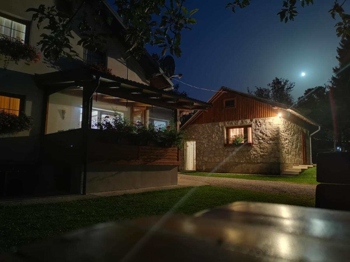 Lake House Jezerce Εξωτερικό φωτογραφία
