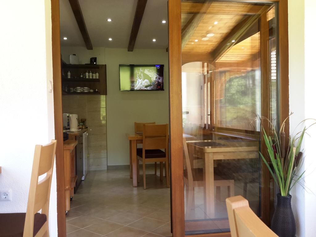 Lake House Jezerce Εξωτερικό φωτογραφία